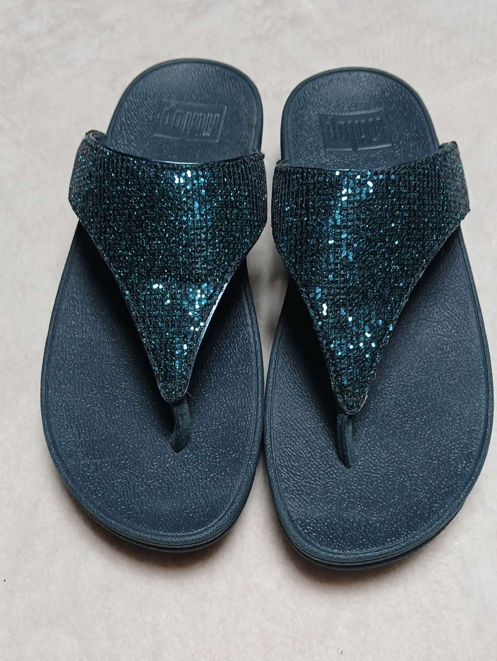 Fitflop Womans Teal Glitter Thong Sandals Size 6